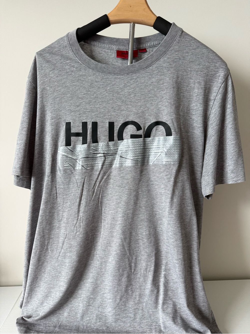 HUGO Grey Logo Short-Sleeve Tee with Silver Stripe
